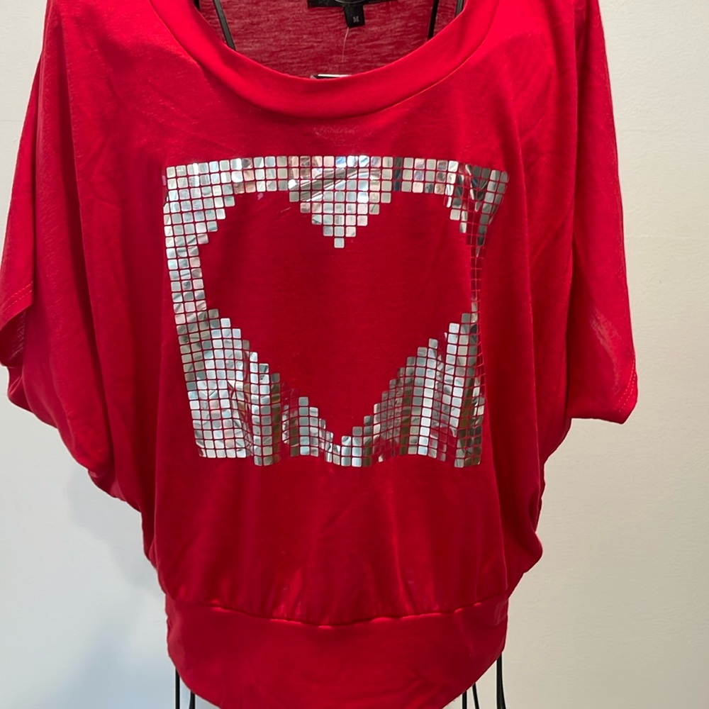 NWT Mandee crop top Valentines shirt with silver heart. Size medium